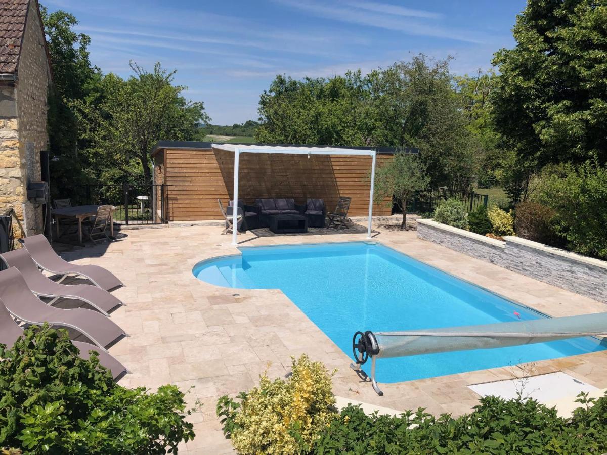 Le Rouge & Blanc Bed & Breakfast Saint-Maurice-le-Vieil Екстериор снимка