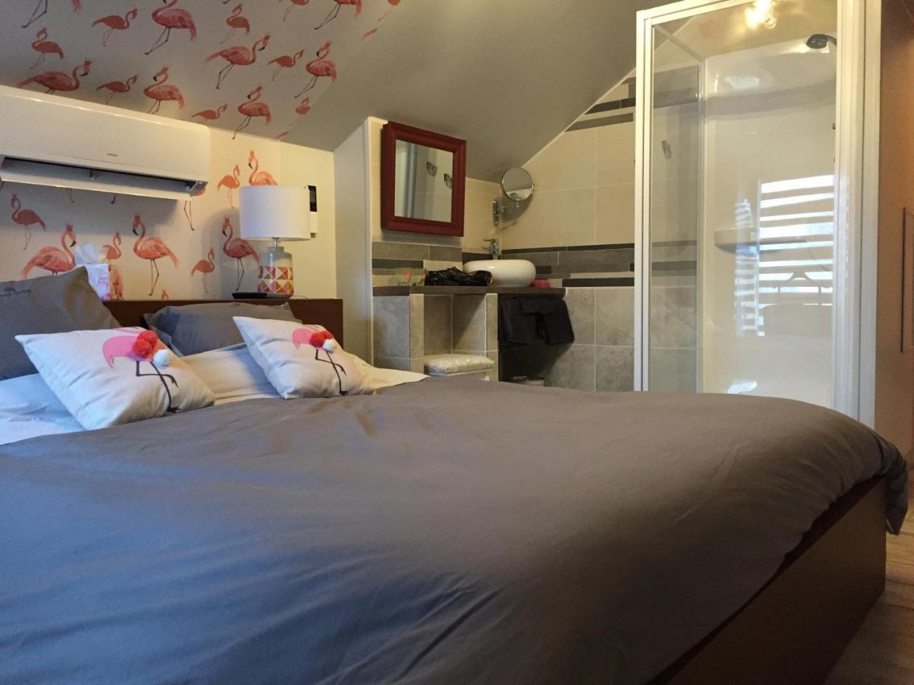 Le Rouge & Blanc Bed & Breakfast Saint-Maurice-le-Vieil Екстериор снимка